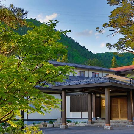 汤雾之宿稻住温泉酒店 Yuzawa  外观 照片